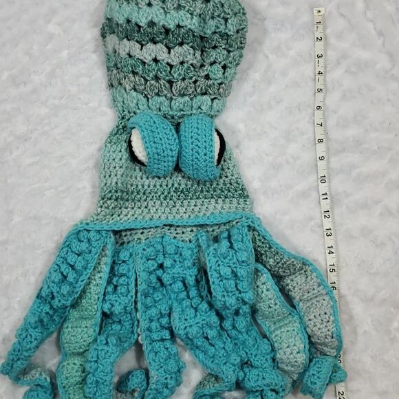 Handmade Kraken Squid Hat - Picture 5 of 6